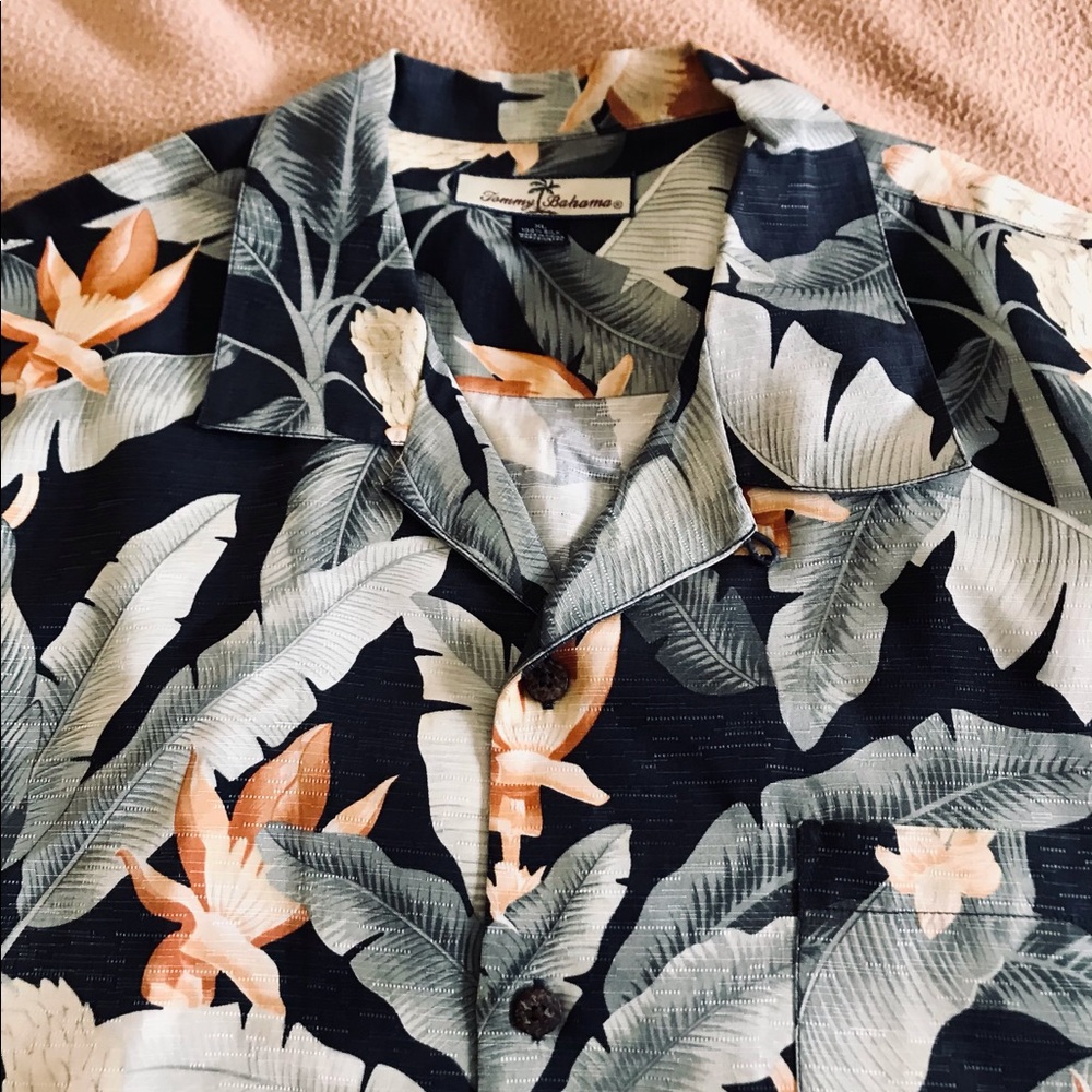 Tommy Bahama Short Sleeve Silk Shirt Size XL
